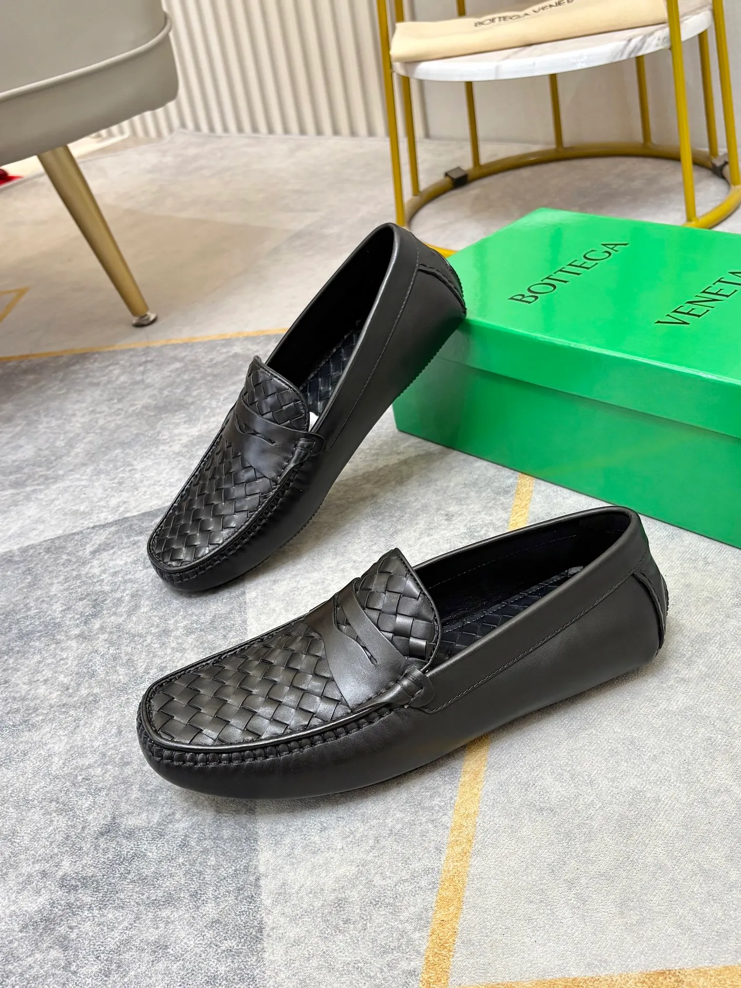 P420💰 (Niu Li + Niu Pad) [BV] The latest hot style‼ ️Casual men's shoes, uppers imported first-layer cowhide ➕Full imported cowhide lining✔️Exquisite workmanship, excellent foot feel, special rubber soles✔️, cool and fashionable, the latest fashion, fashionable outsole, hurry up.  Code number: 38-44 (can be customized to 37.45, non-refundable)